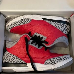 Kids Jordan’s Retro 3 Fire Red
